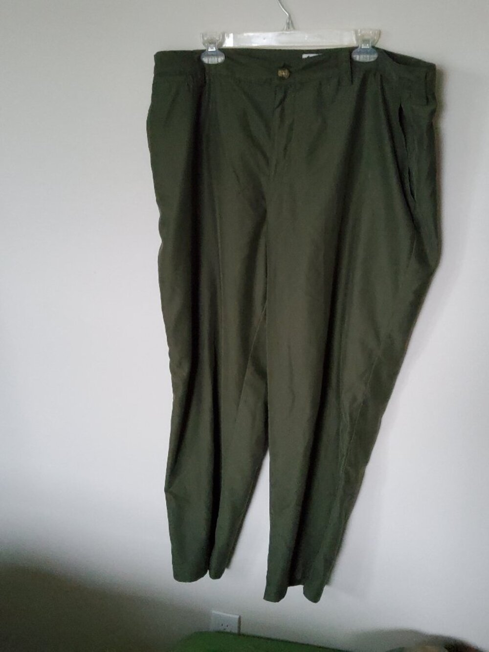 Men's Columbia Sportwear Pants size 42 Olive Green